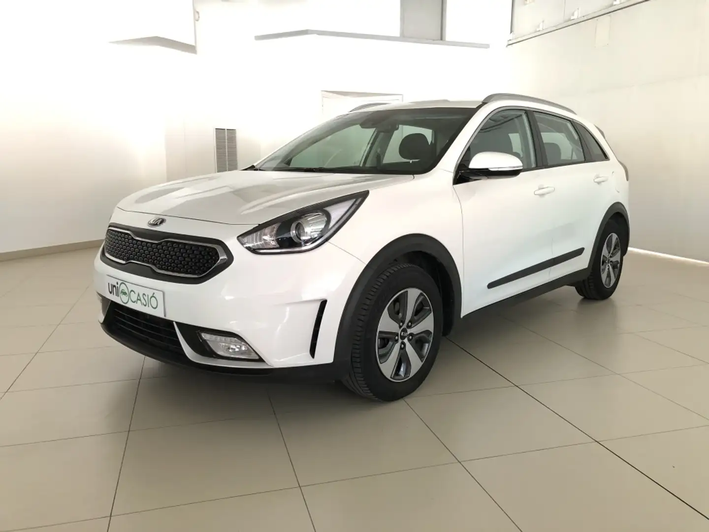 Kia Niro 1.6 HEV Drive Wit - 1