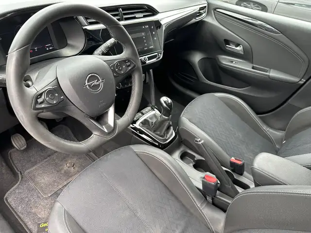 Opel Corsa view 9