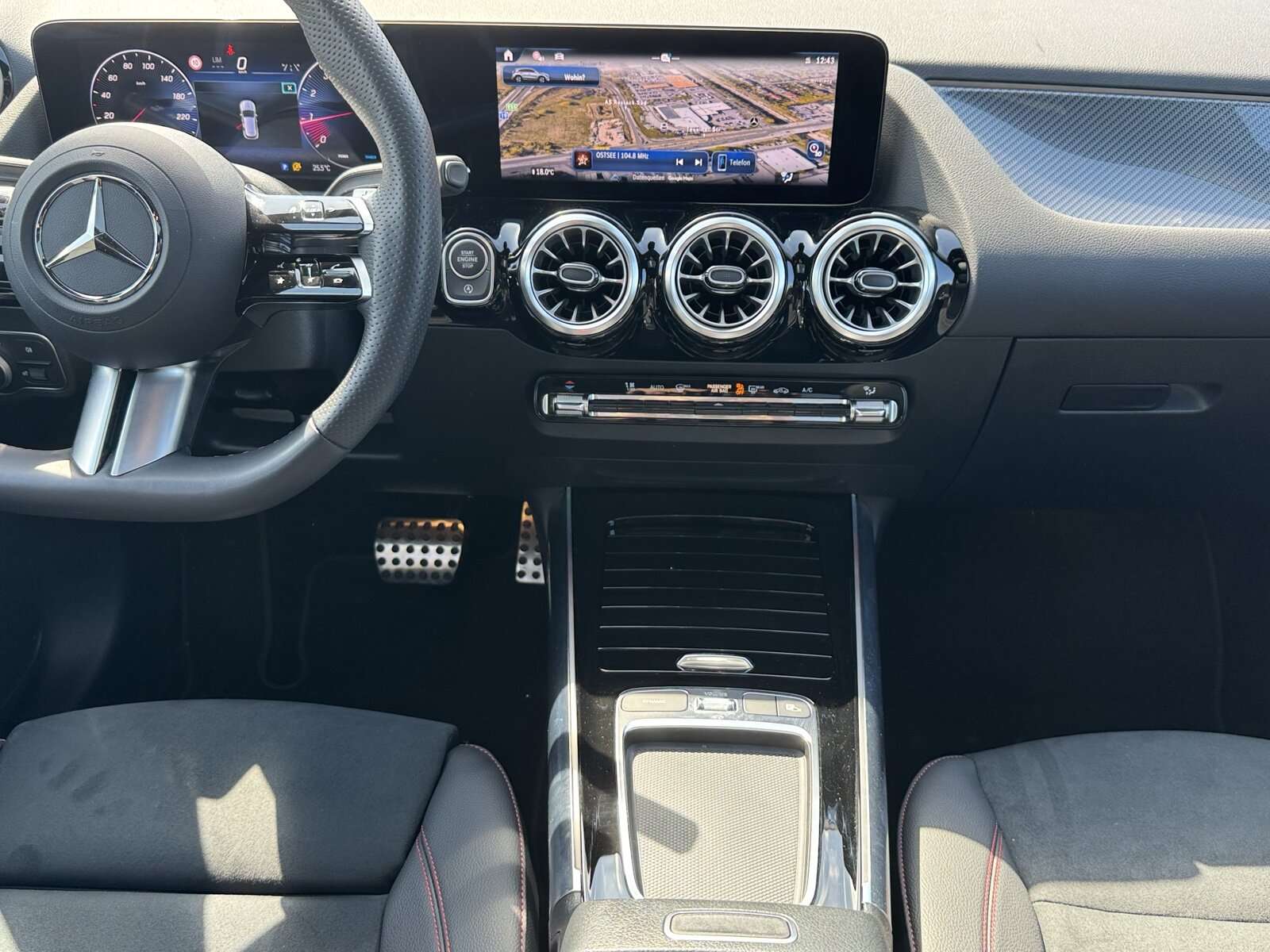Mercedes-Benz GLA 180