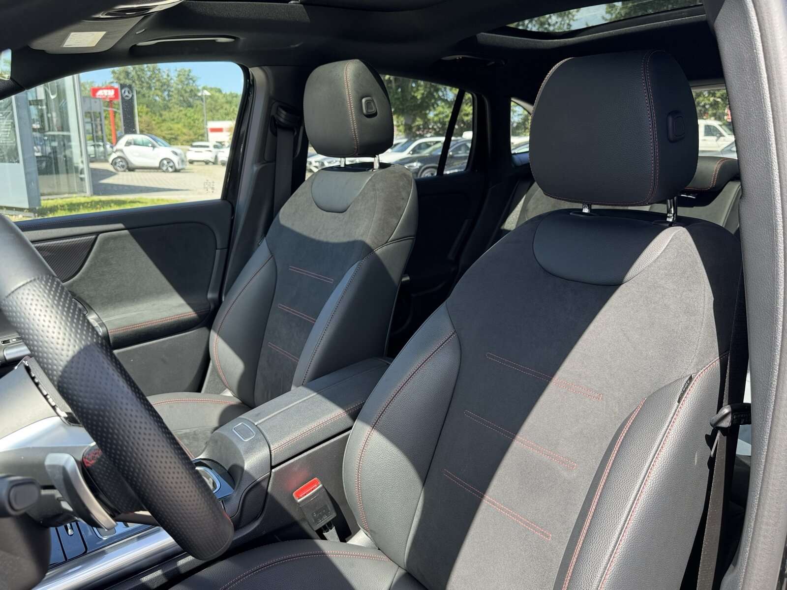 Mercedes-Benz GLA 180