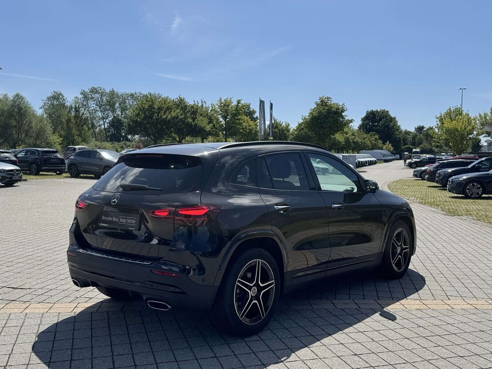 Mercedes-Benz GLA 180