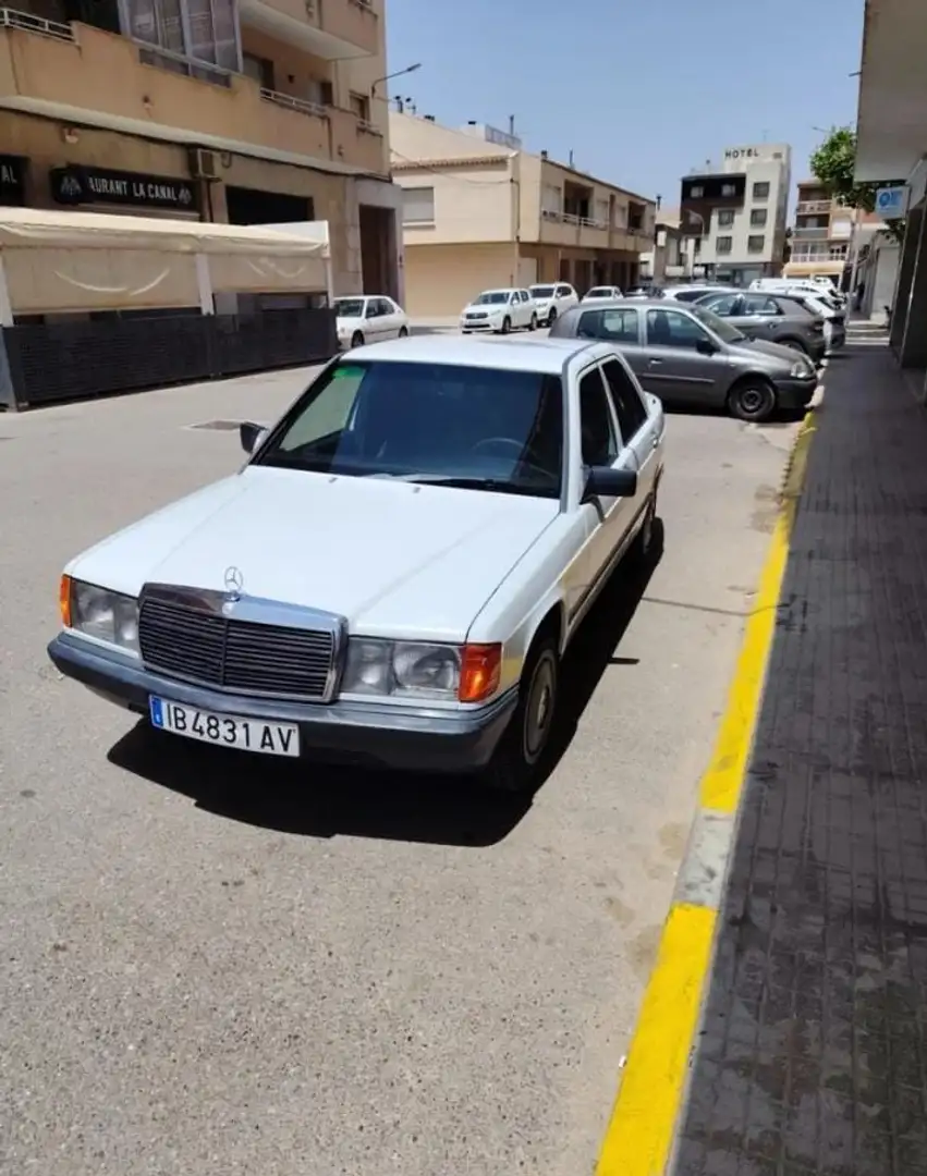 Mercedes-Benz 190 190E 2.3-16 - 1