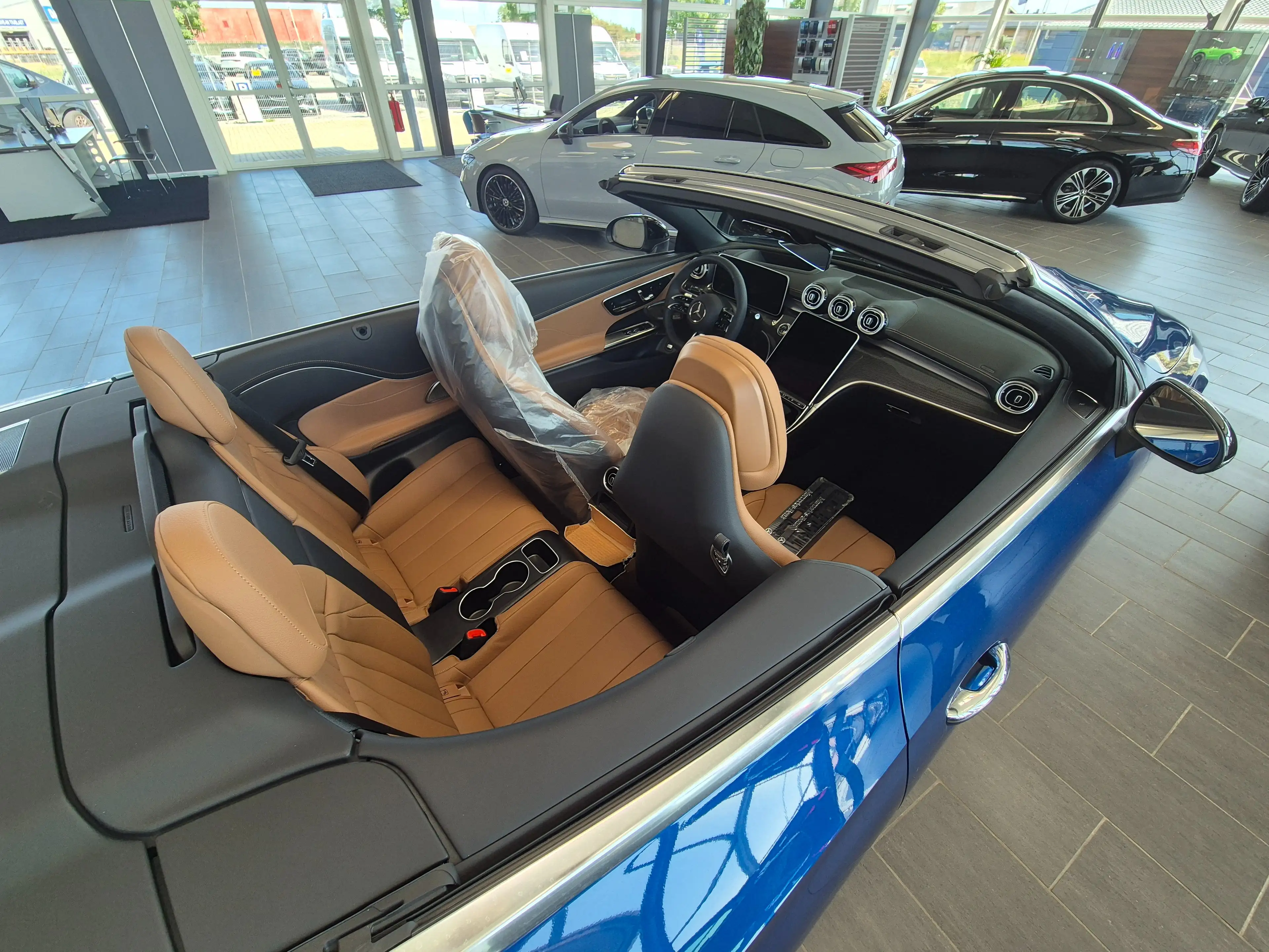Mercedes-Benz CLE 300 4Matic Automatik AMG Premium Plus — photo 6