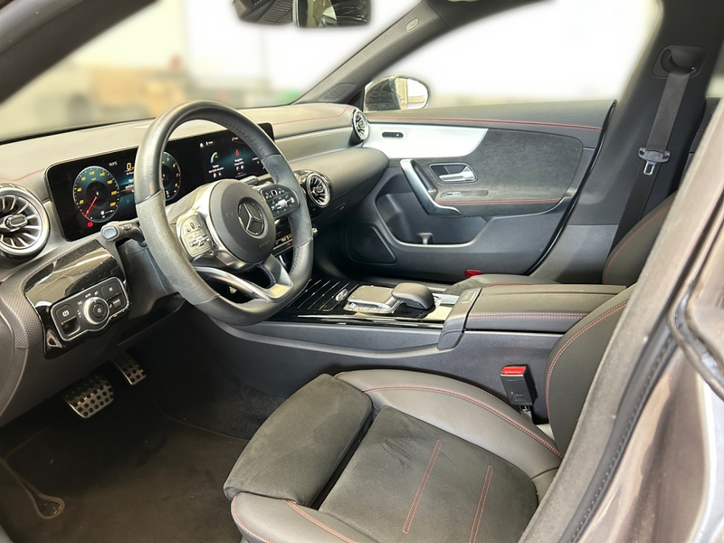 Mercedes-Benz CLA 200 SB AMG*MBUX High End*Night Paket — photo 8