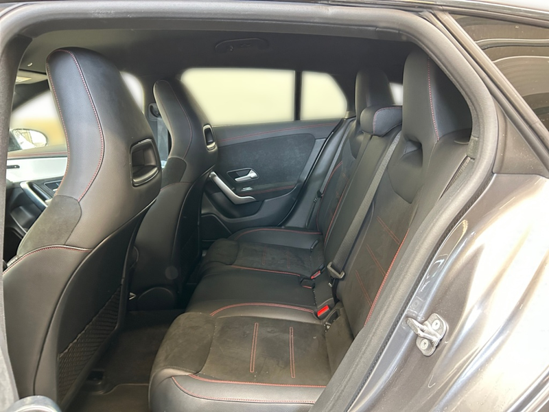 Mercedes-Benz CLA 200 SB AMG*MBUX High End*Night Paket — photo 13