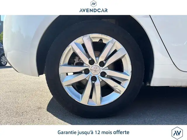 Peugeot 308 view 17