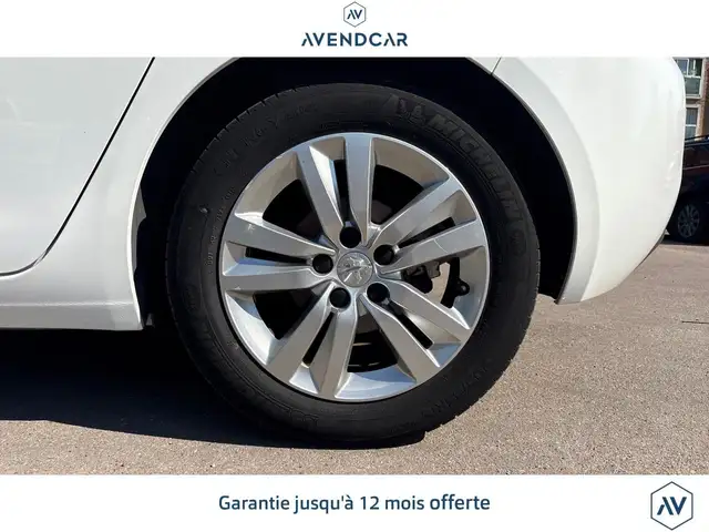Peugeot 308 view 18
