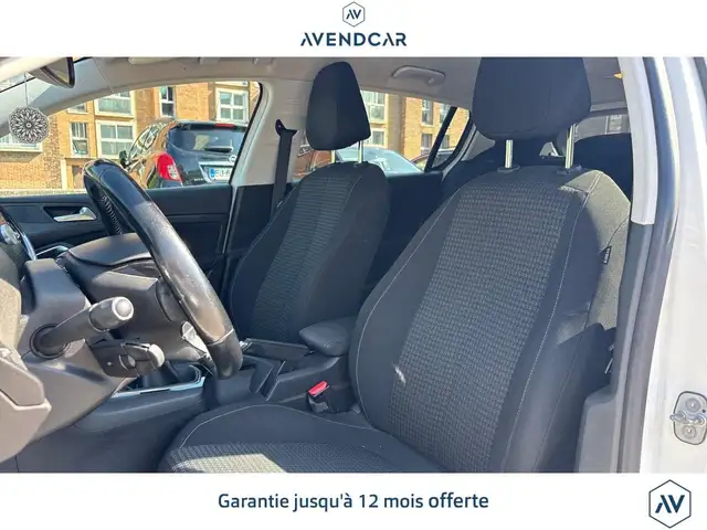 Peugeot 308 view 6