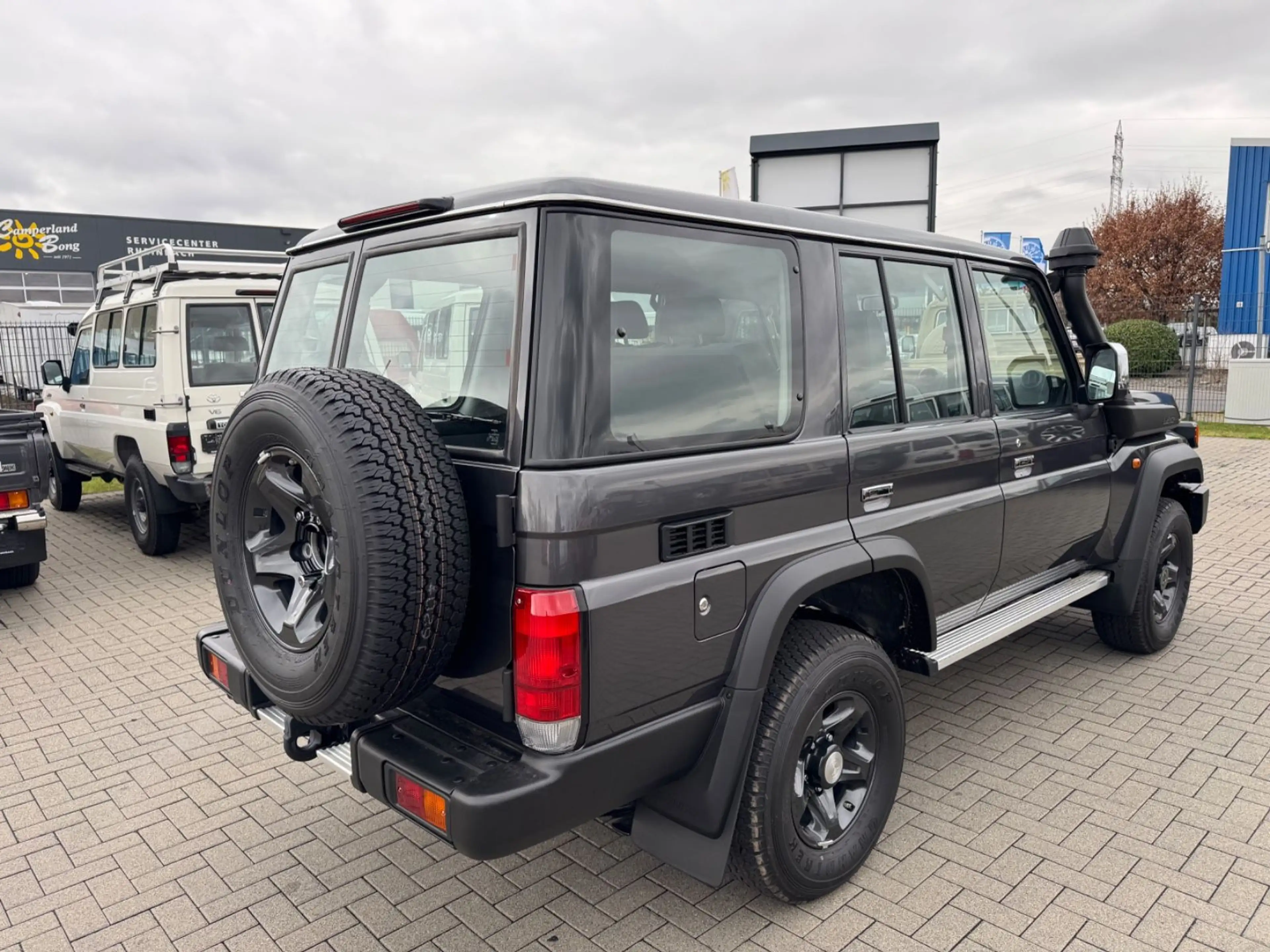 Toyota Land Cruiser GDJ 76 LX-G 2,8d Euro-6e SOFORT — photo 3