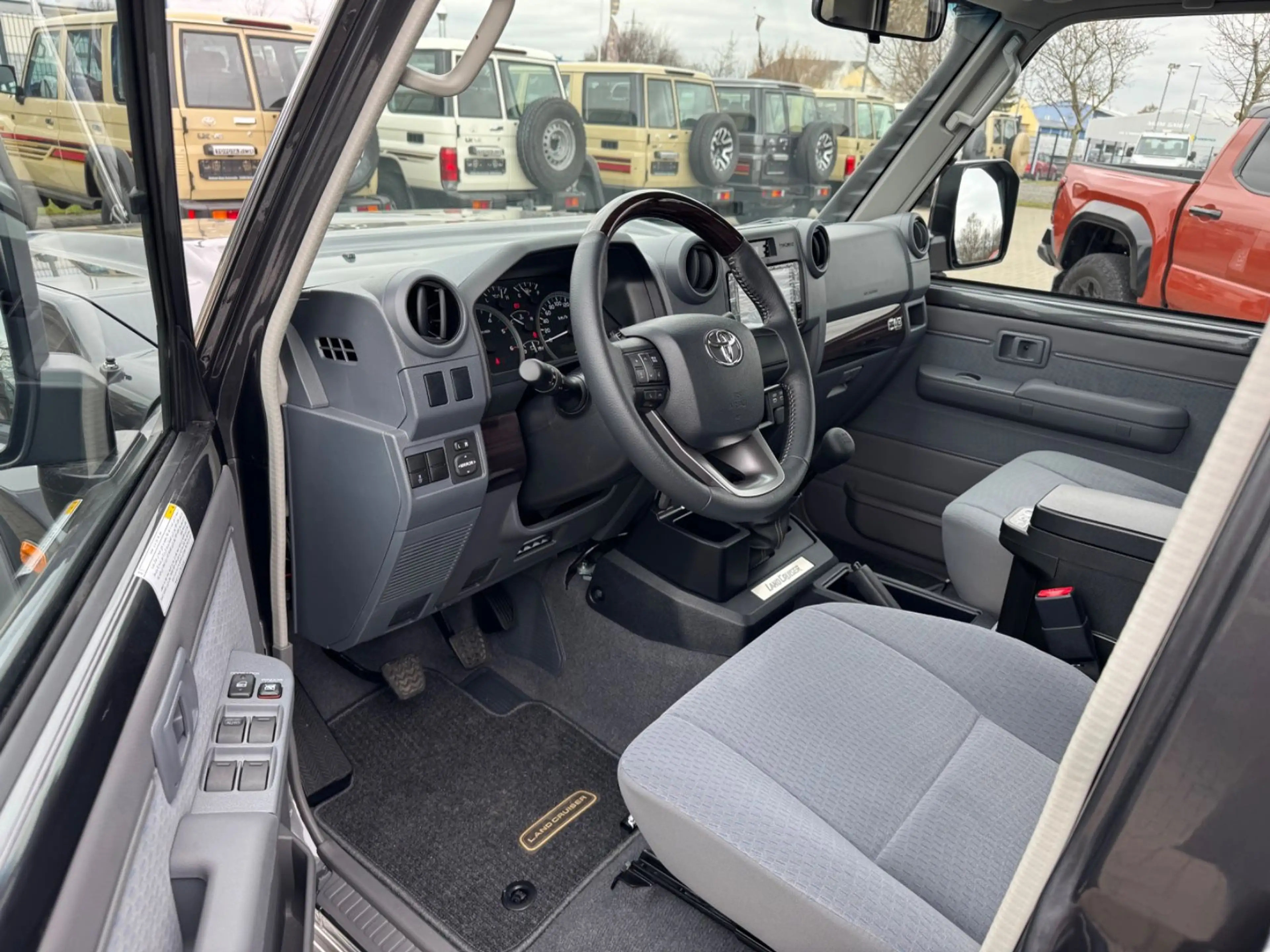 Toyota Land Cruiser GDJ 76 LX-G 2,8d Euro-6e SOFORT — photo 5