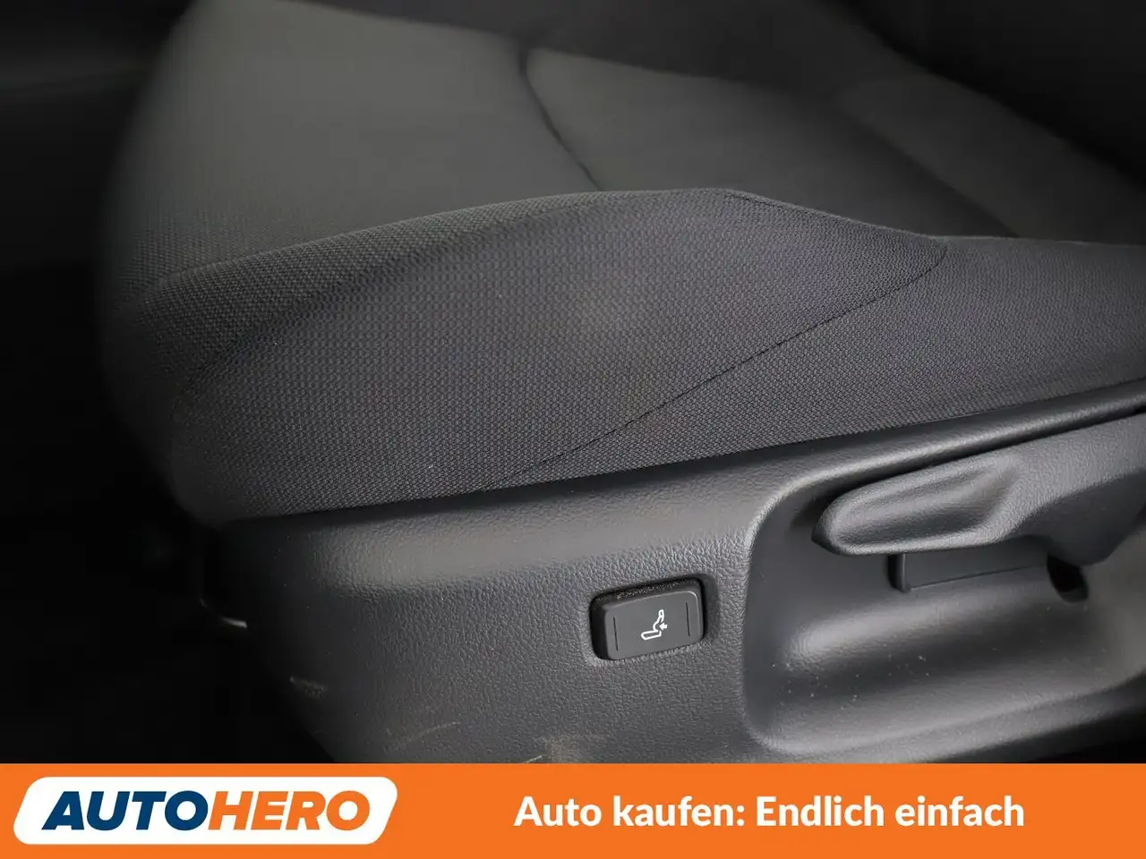 Toyota Corolla Cross 1.8 Hybrid FWD Team Deutschland Aut.*LED*ACC*CAM*, миниатюра 30