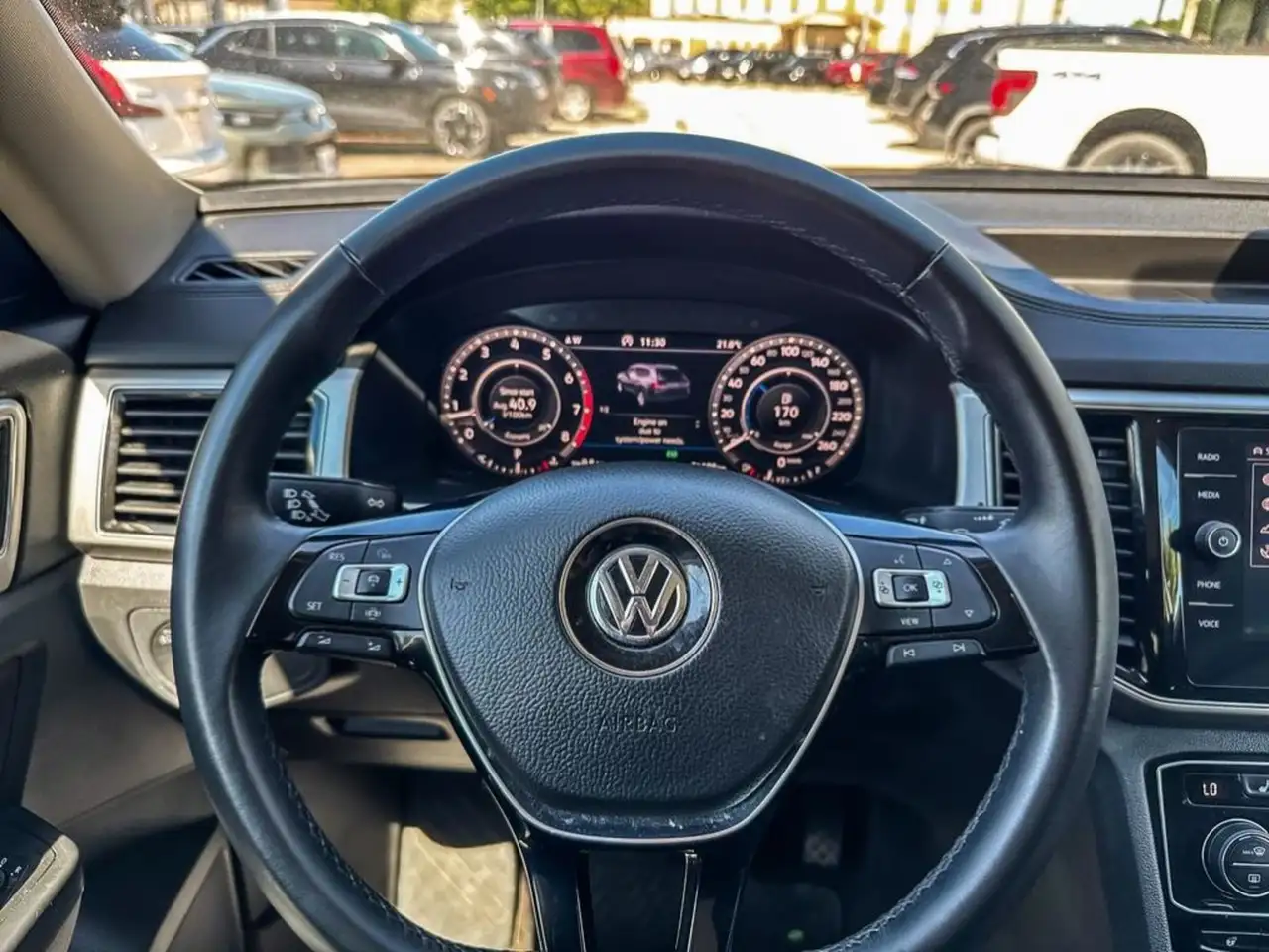 Volkswagen Atlas photo Volkswagen Atlas