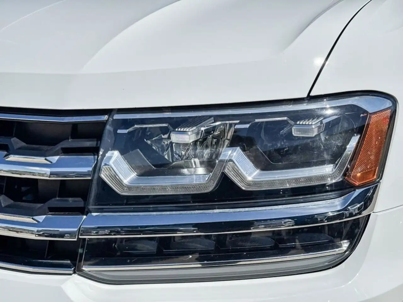 Volkswagen Atlas photo Volkswagen Atlas