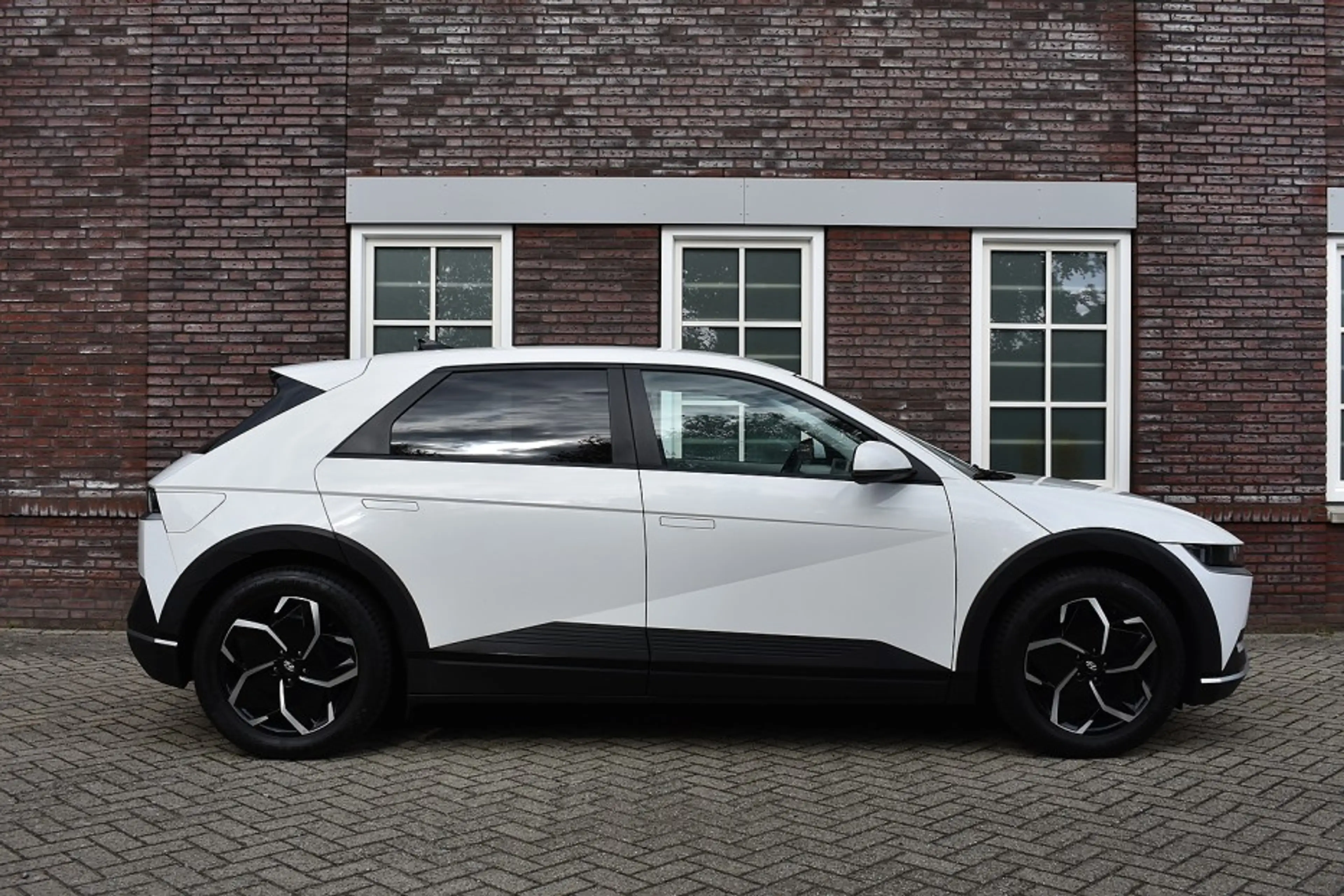 Hyundai IONIQ 5 Style 73kWh/91% SOH/ Wij zijn op afspraak geopend! — photo 5
