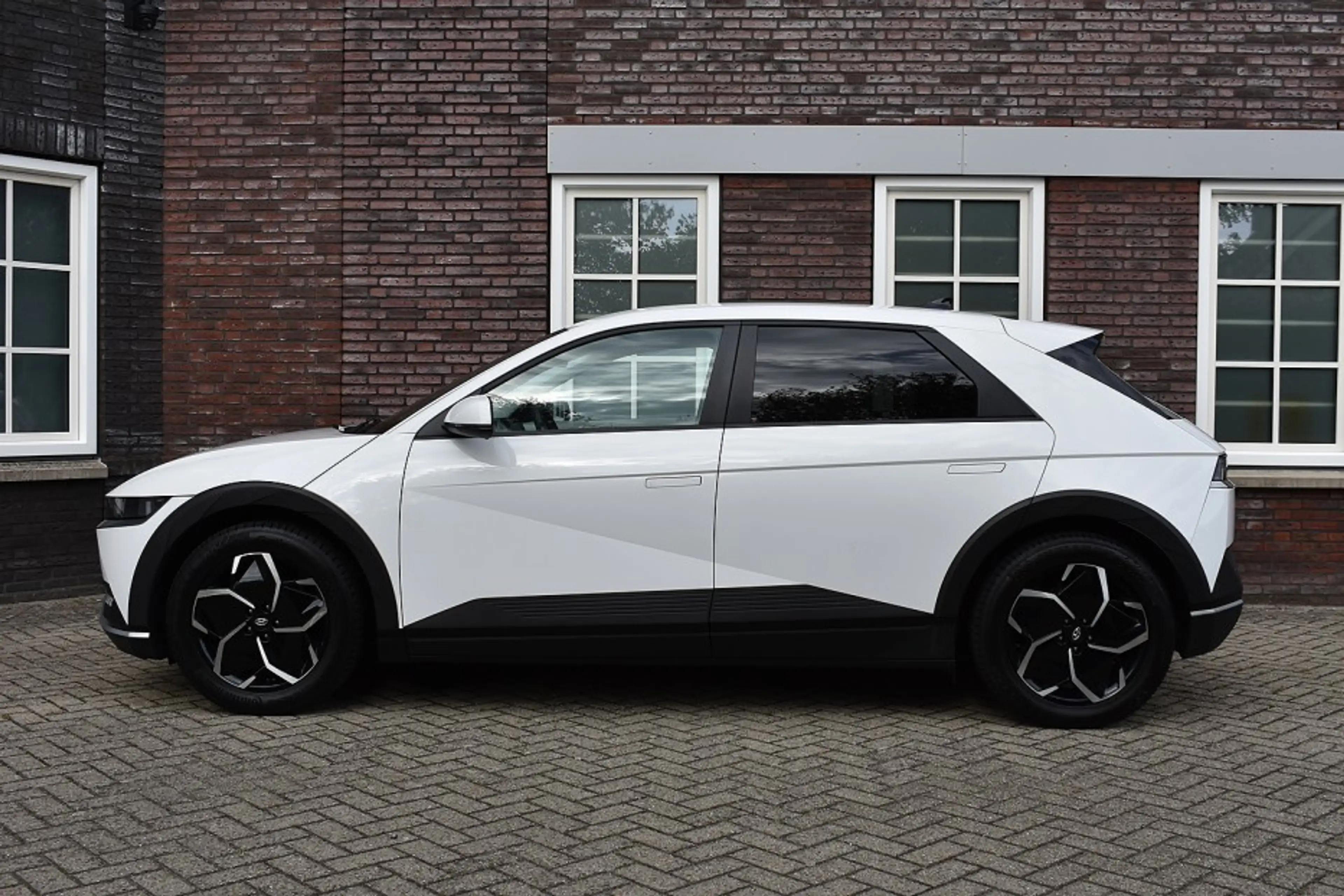 Hyundai IONIQ 5 Style 73kWh/91% SOH/ Wij zijn op afspraak geopend! — photo 8