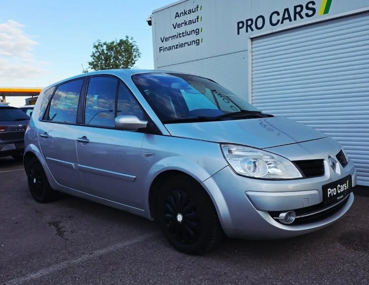 Renault Scenic II Exception 1,5 dCi, LEDER, TEMPOMAT, AHK, PDC Silber - 1