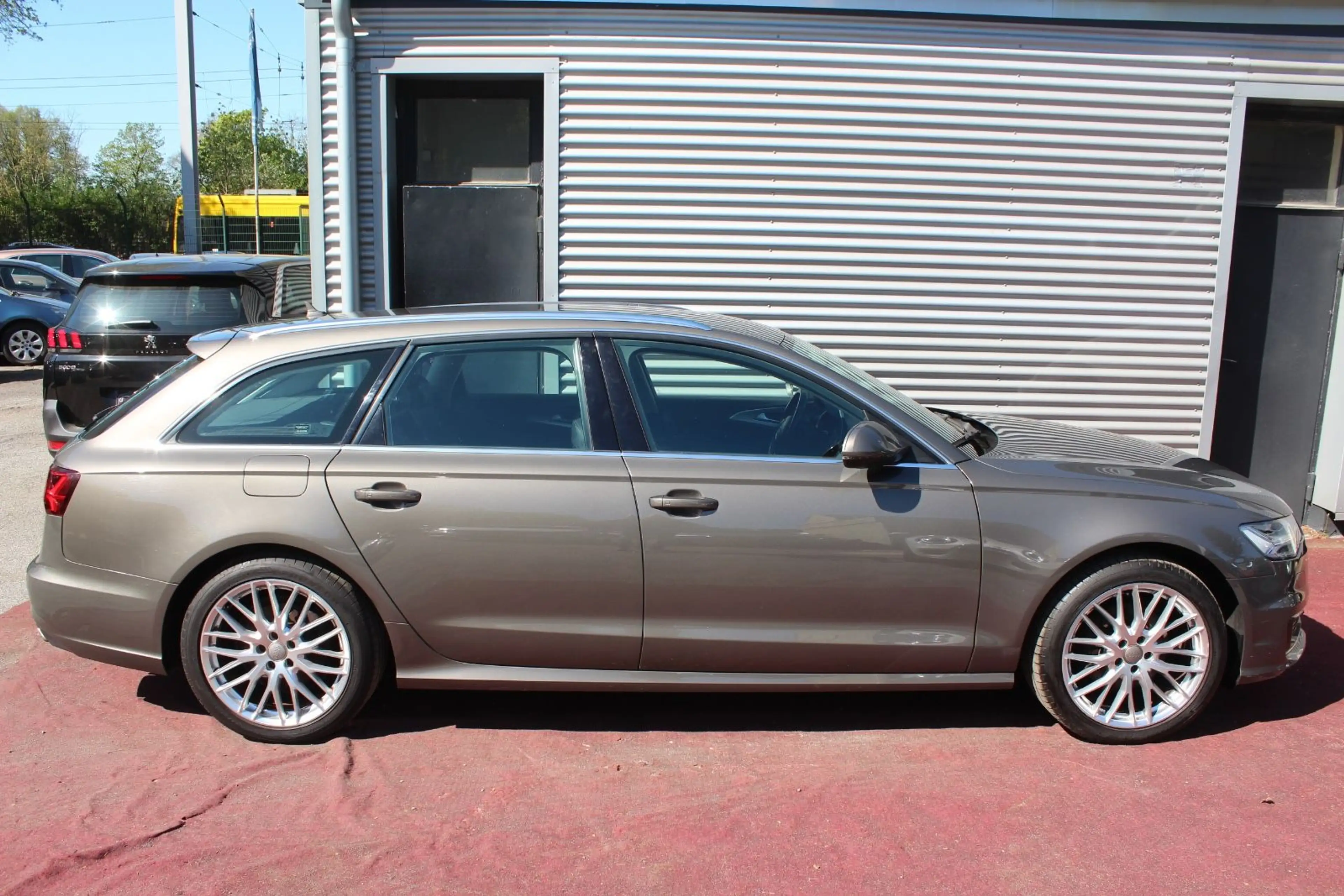 Audi A6 AVANT 1.8 TFSI ULTRA AUTOMATIK KLIMA NAVI 1Hd — photo 6