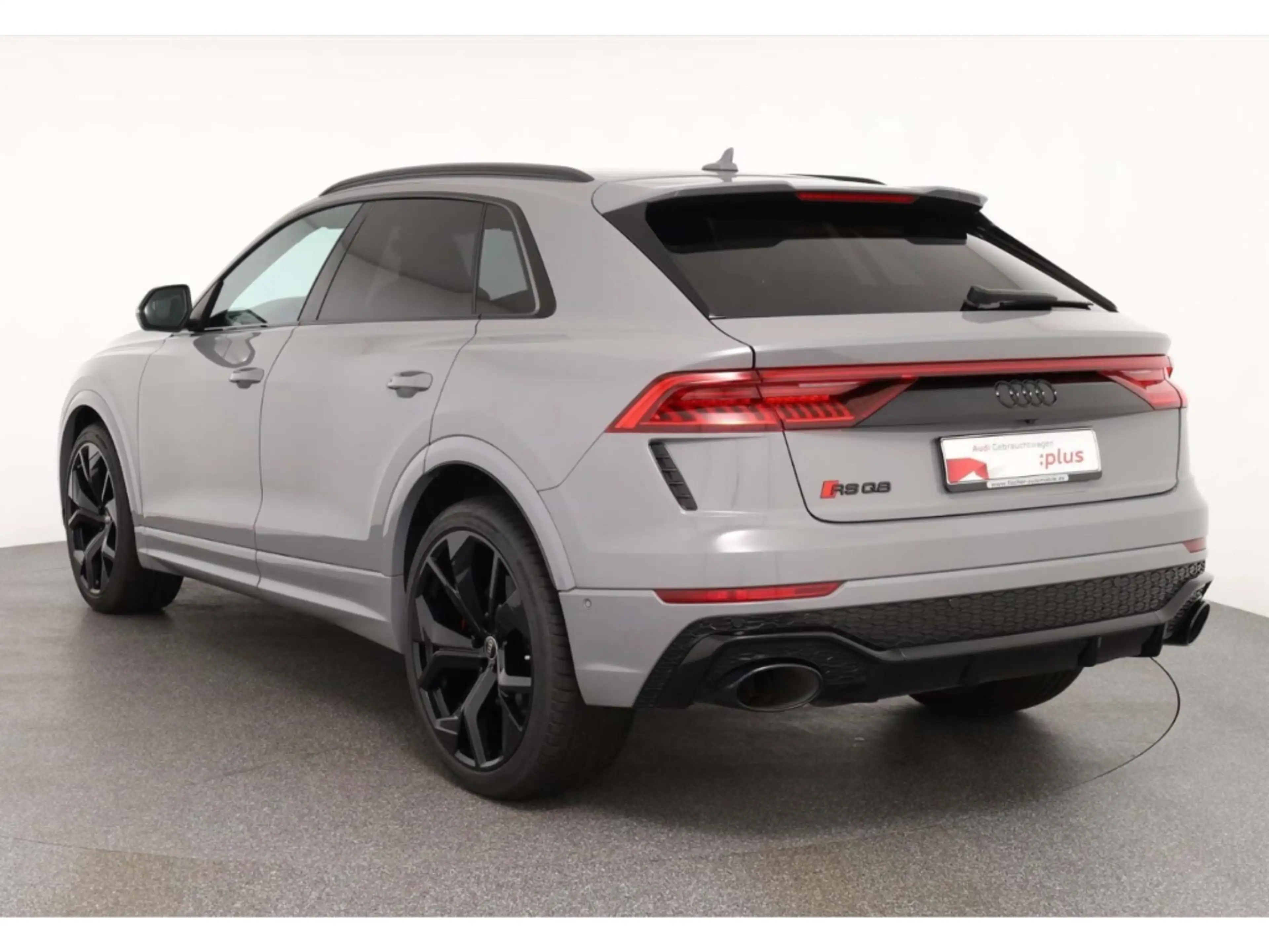 Audi RS Q8 TFSI quattro — photo 4