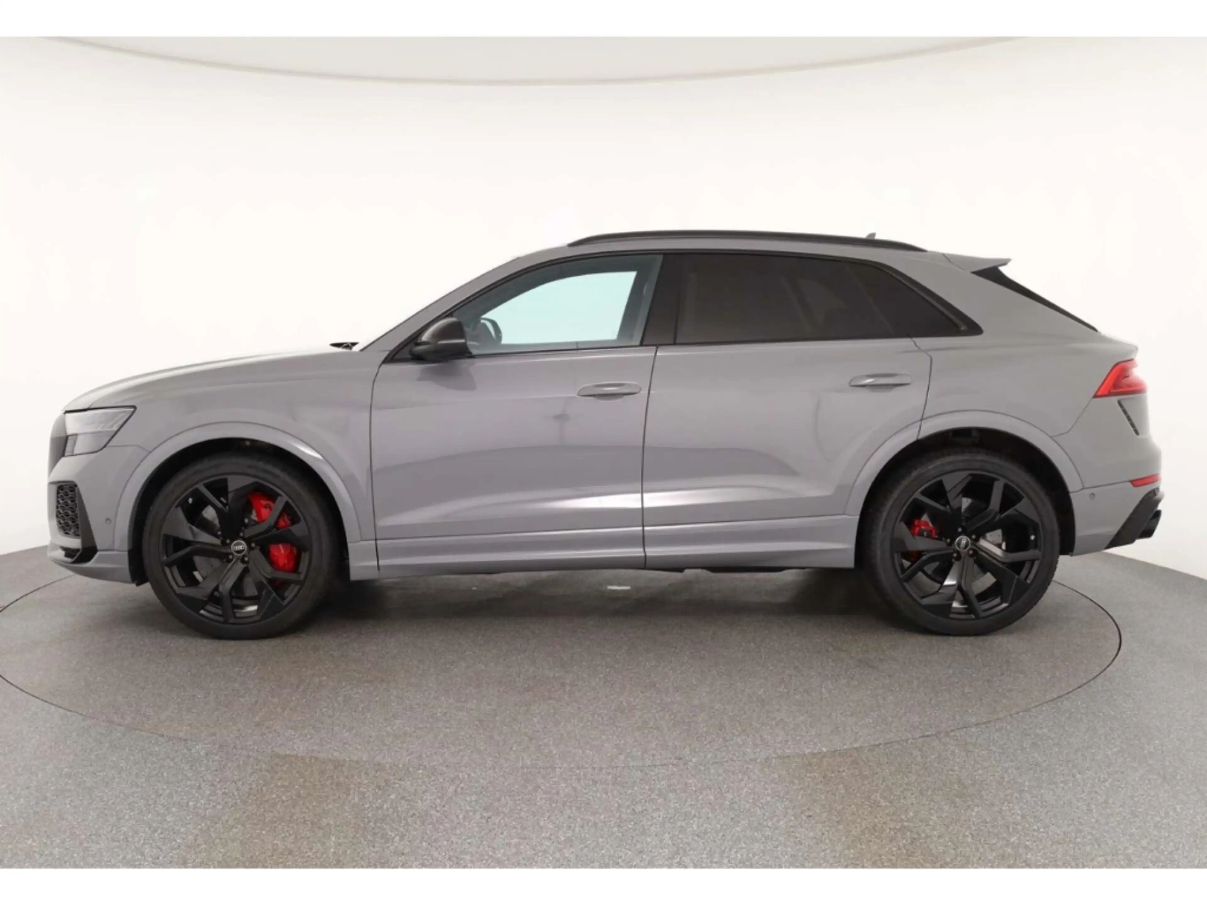 Audi RS Q8 TFSI quattro — photo 5