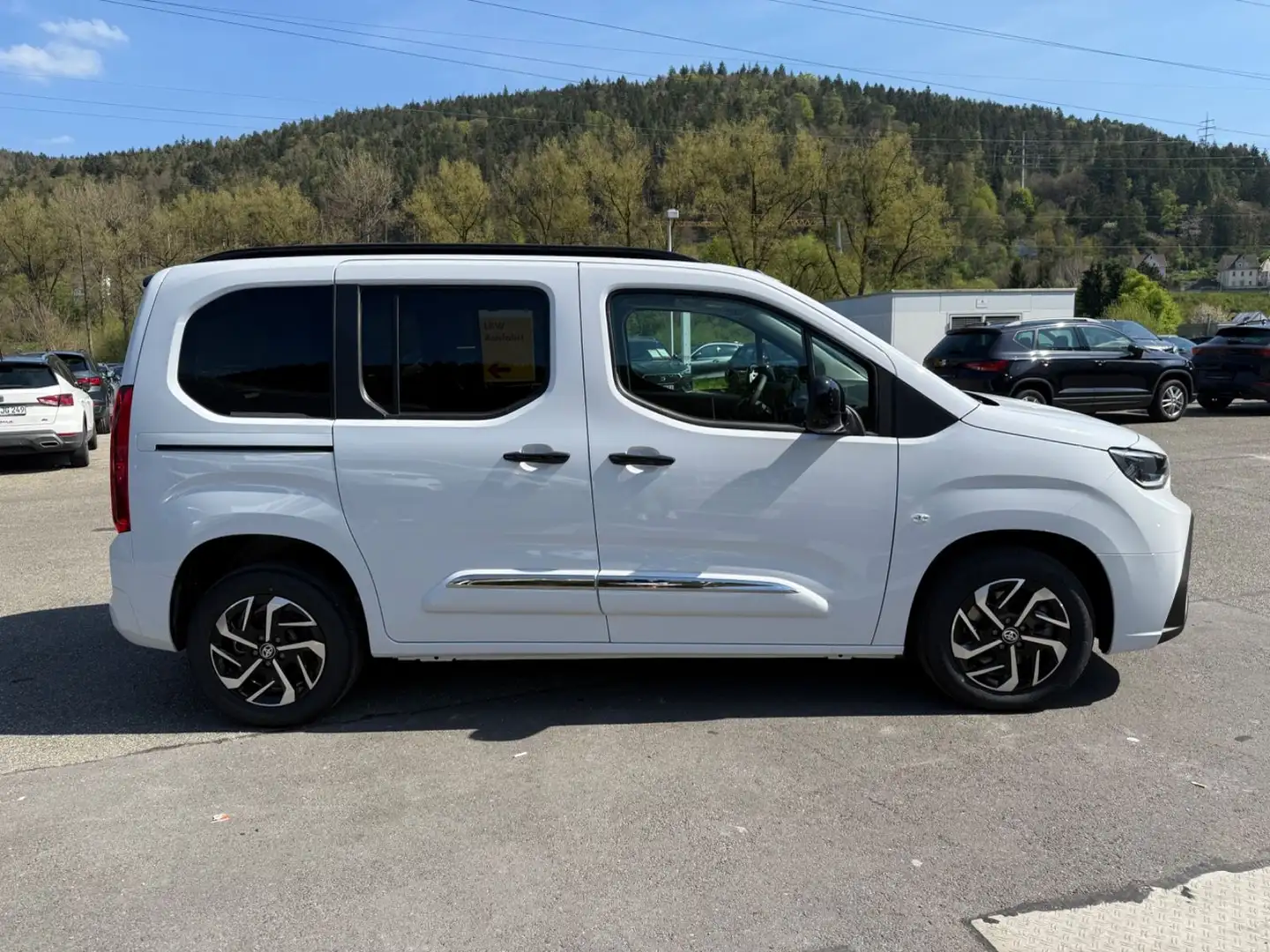 Toyota Proace VErso Teamplayer L1 electric Weiß - 2