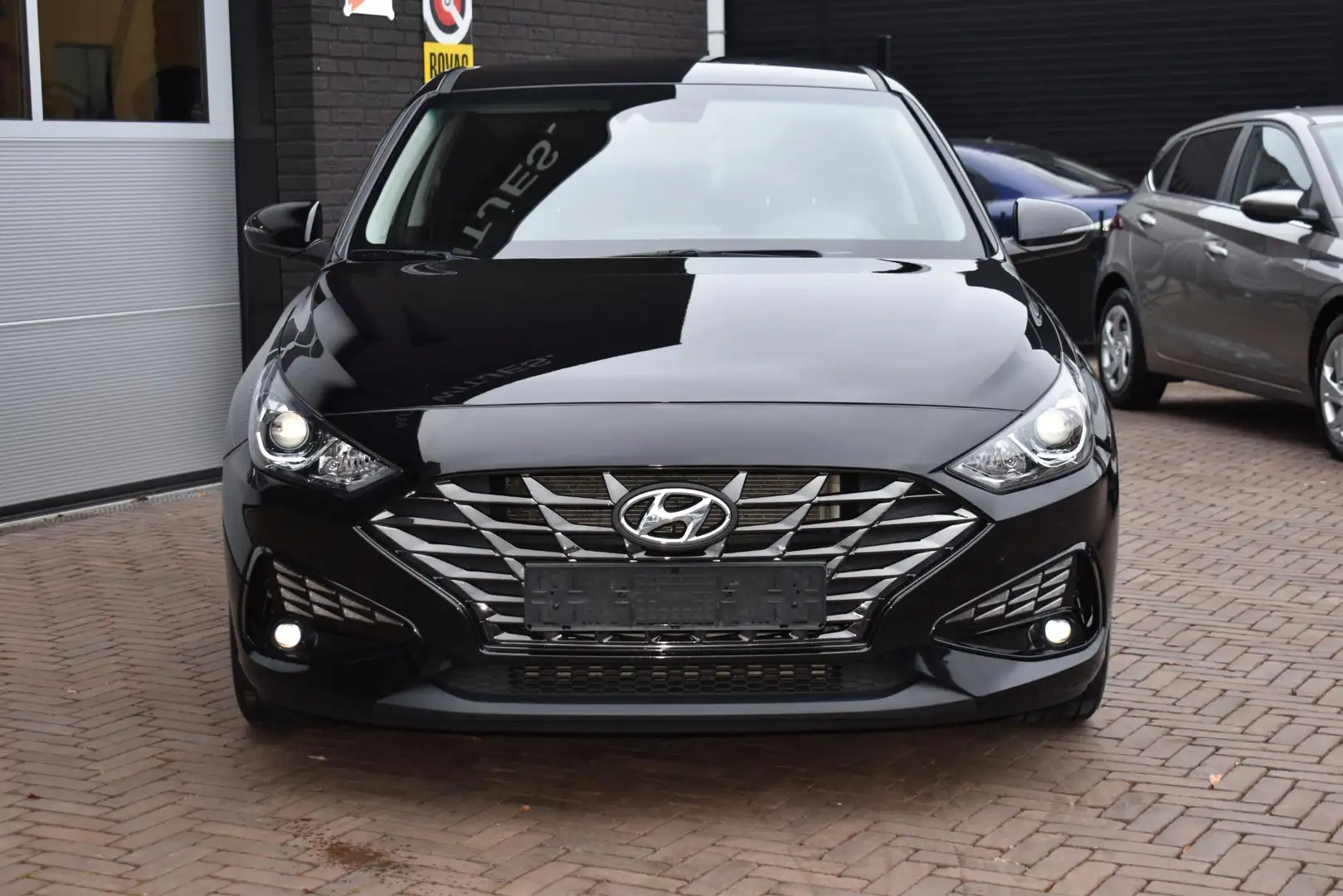 Hyundai i30 1.0 T-GDi MHEV 120PK Comfort | Camera | Carplay | Noir - 2
