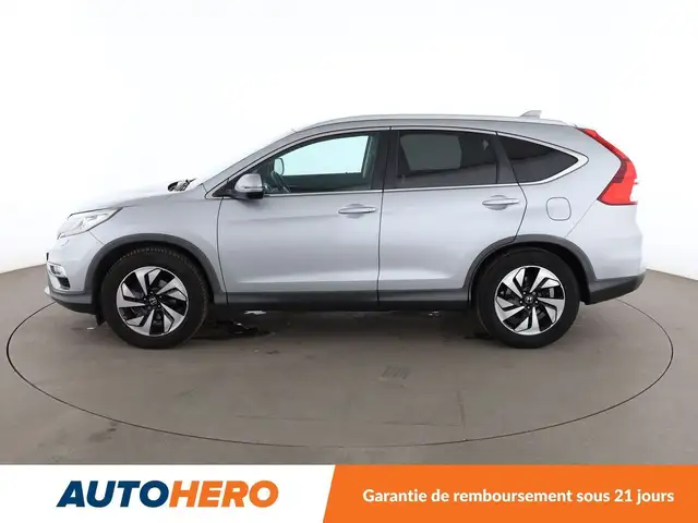 Honda CR-V view 3