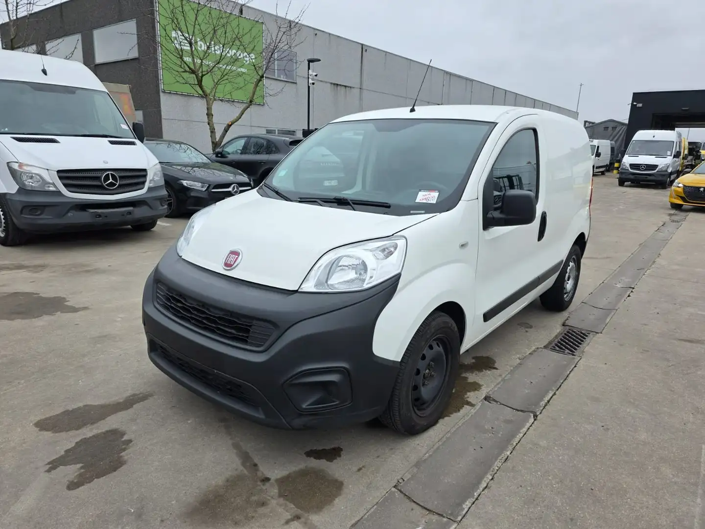 Fiat Fiorino (Stock ID 37645) Blanc - 1