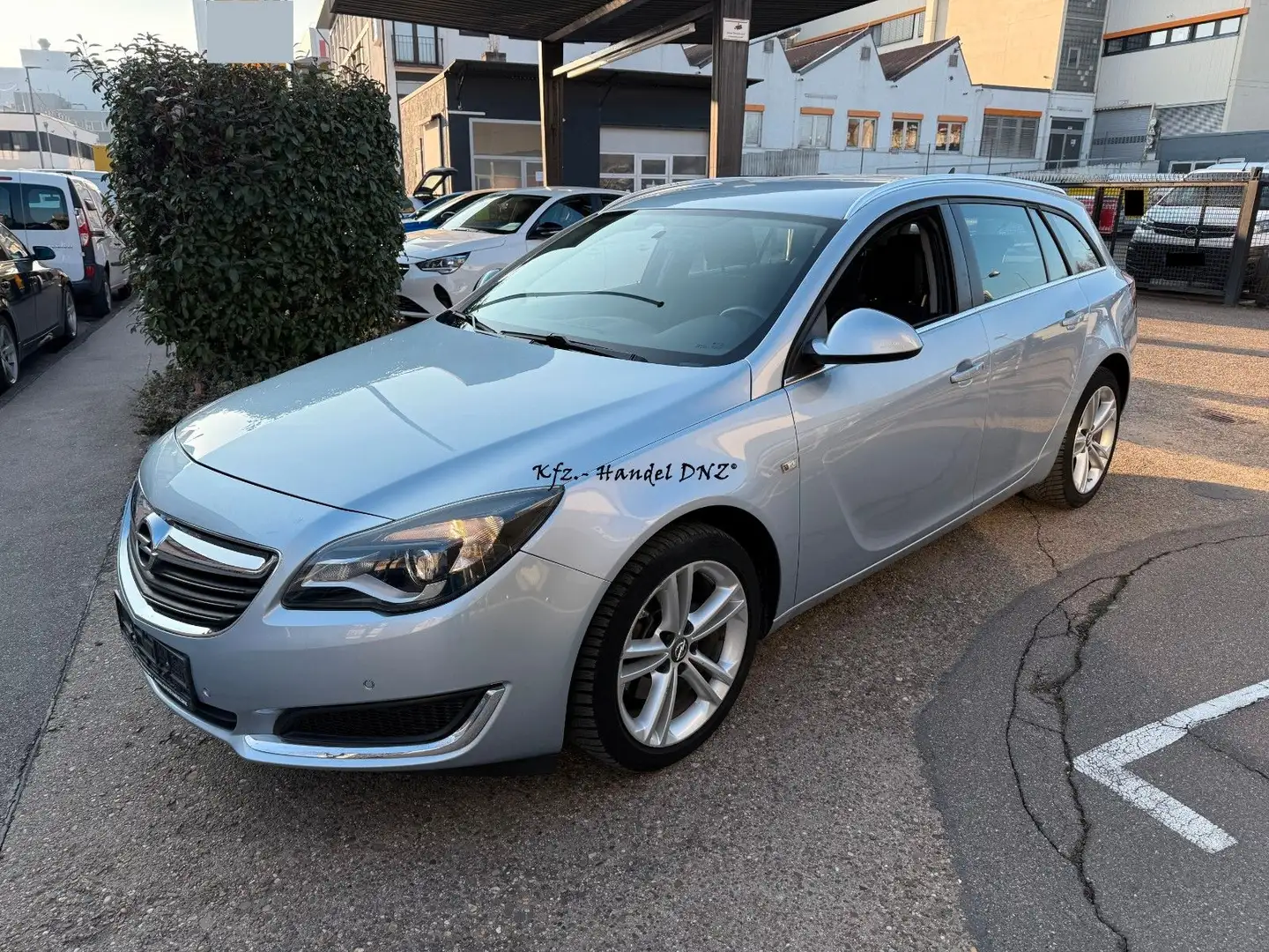 Opel Insignia A ST 1.6 SIDI *AUTOMATIK*CARPLAY*NAVI* Blau - 1