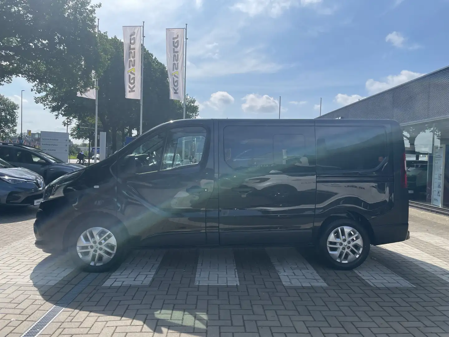 Renault Trafic Kasten 2.0 dCi 170 ENERGY L1H1 2,8t Komfort Schwarz - 2