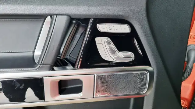 Mercedes-Benz G-Class view 12