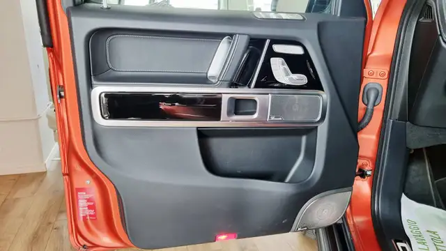 Mercedes-Benz G-Class view 24
