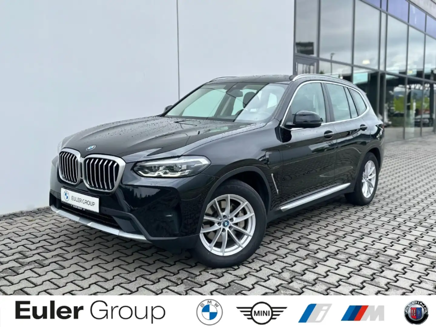 BMW X3 xDrive 30e LiveCockPlus Parkass LED SHZ DrivAss Schwarz - 1
