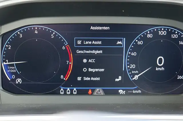 Volkswagen T-Roc view 21