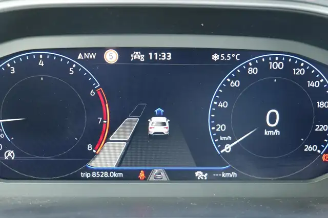 Volkswagen T-Roc view 28