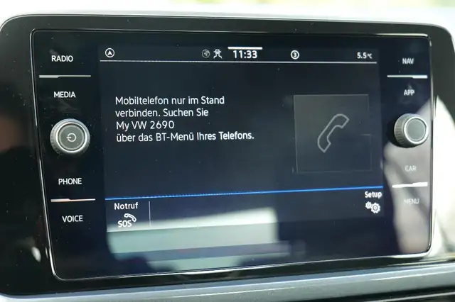 Volkswagen T-Roc view 27