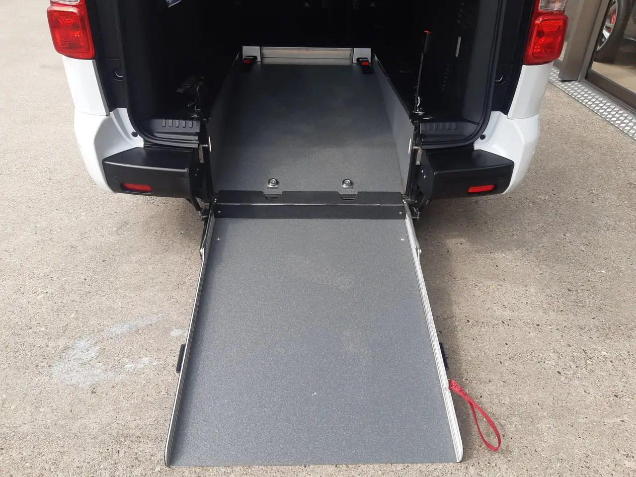 Opel Vivaro-e / Citroen E-SpaceTourer XL L3 75kWh SNELLADER Rols 13