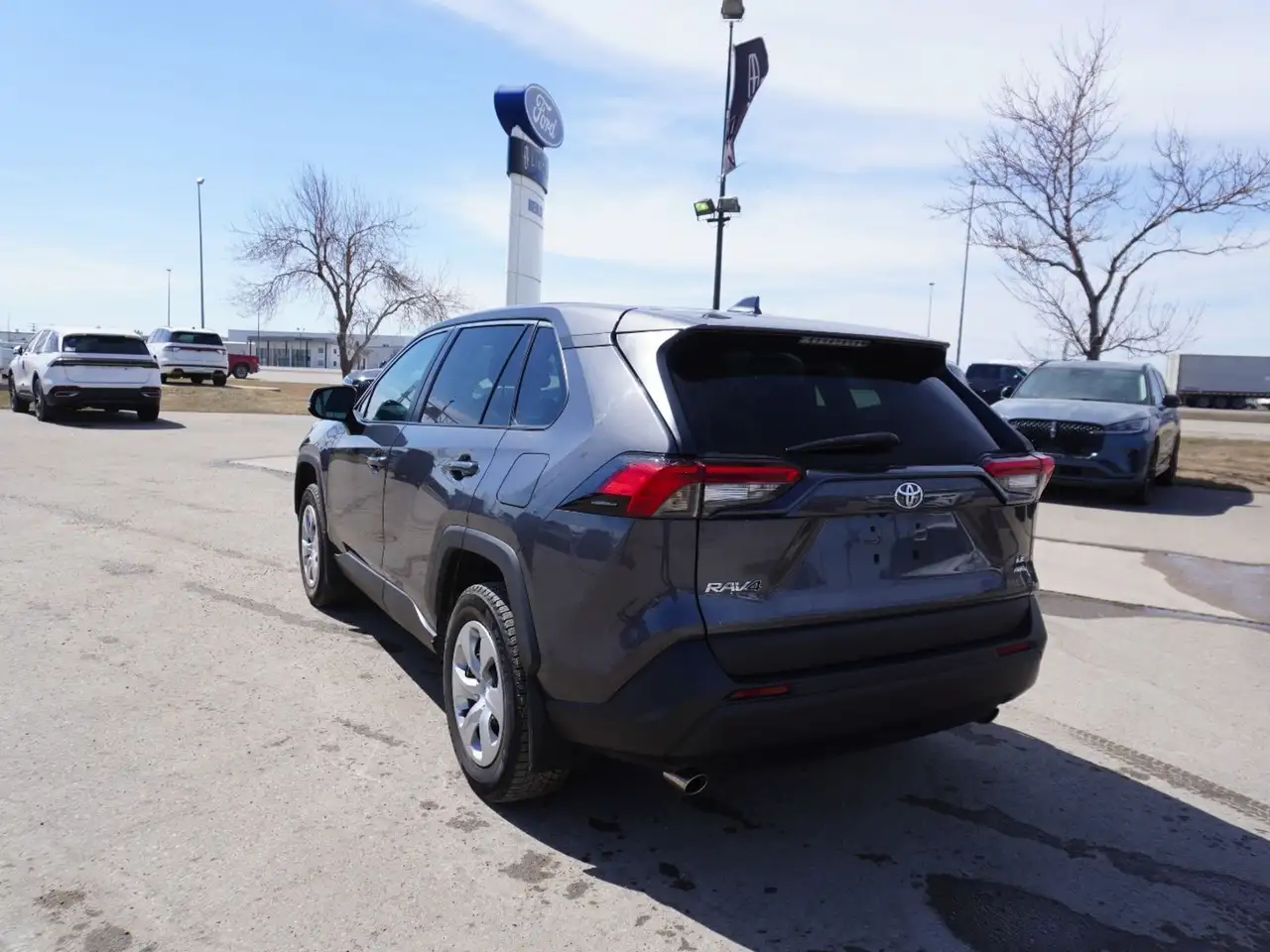 Toyota RAV 4 снимка Toyota RAV 4