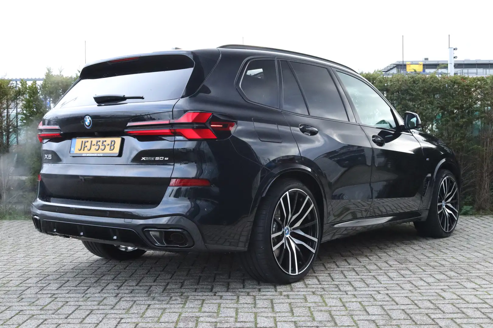 BMW X5 xDrive50e M-SPORT PRO | Trekhaak | Skylounge | Tar Noir - 2