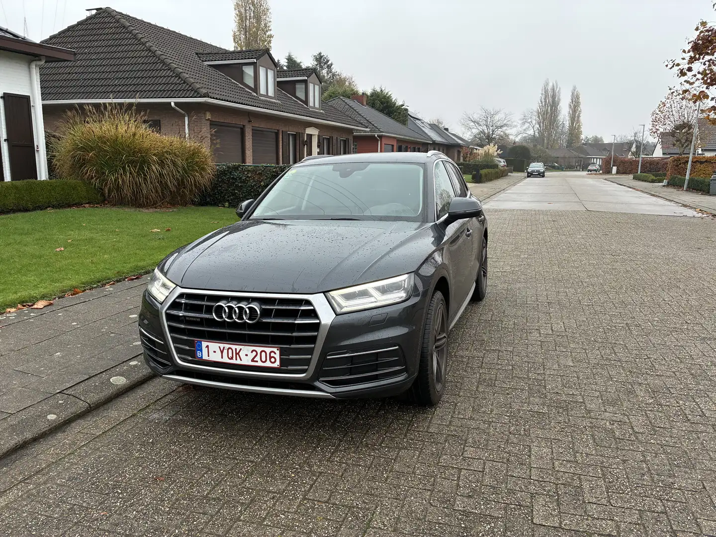 Audi Q5 2.0 TDI quattro S tronic - 1