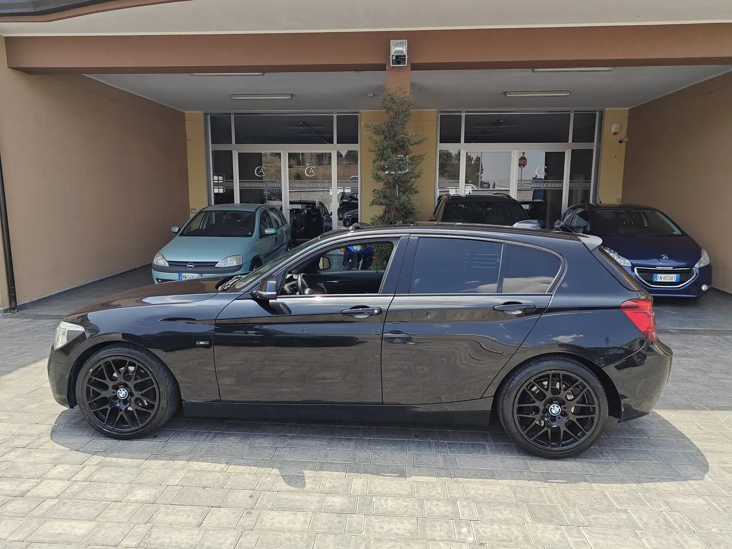 BMW 120 120d 5p Msport - 1