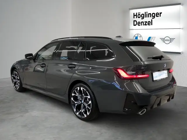 BMW 3 Series view 8