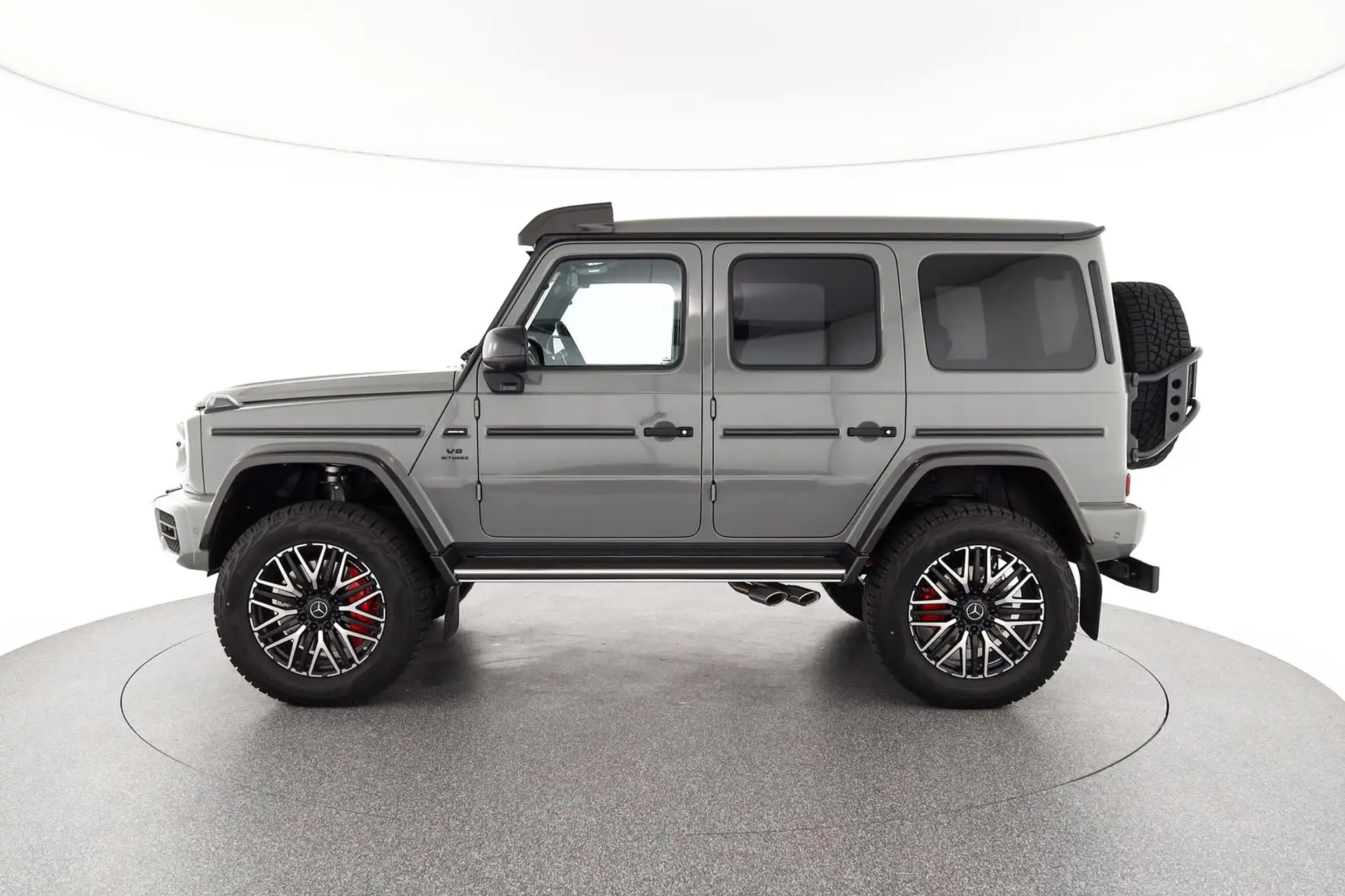 벤츠 G-Class G 63 AMG 2023 회색 사진 5
