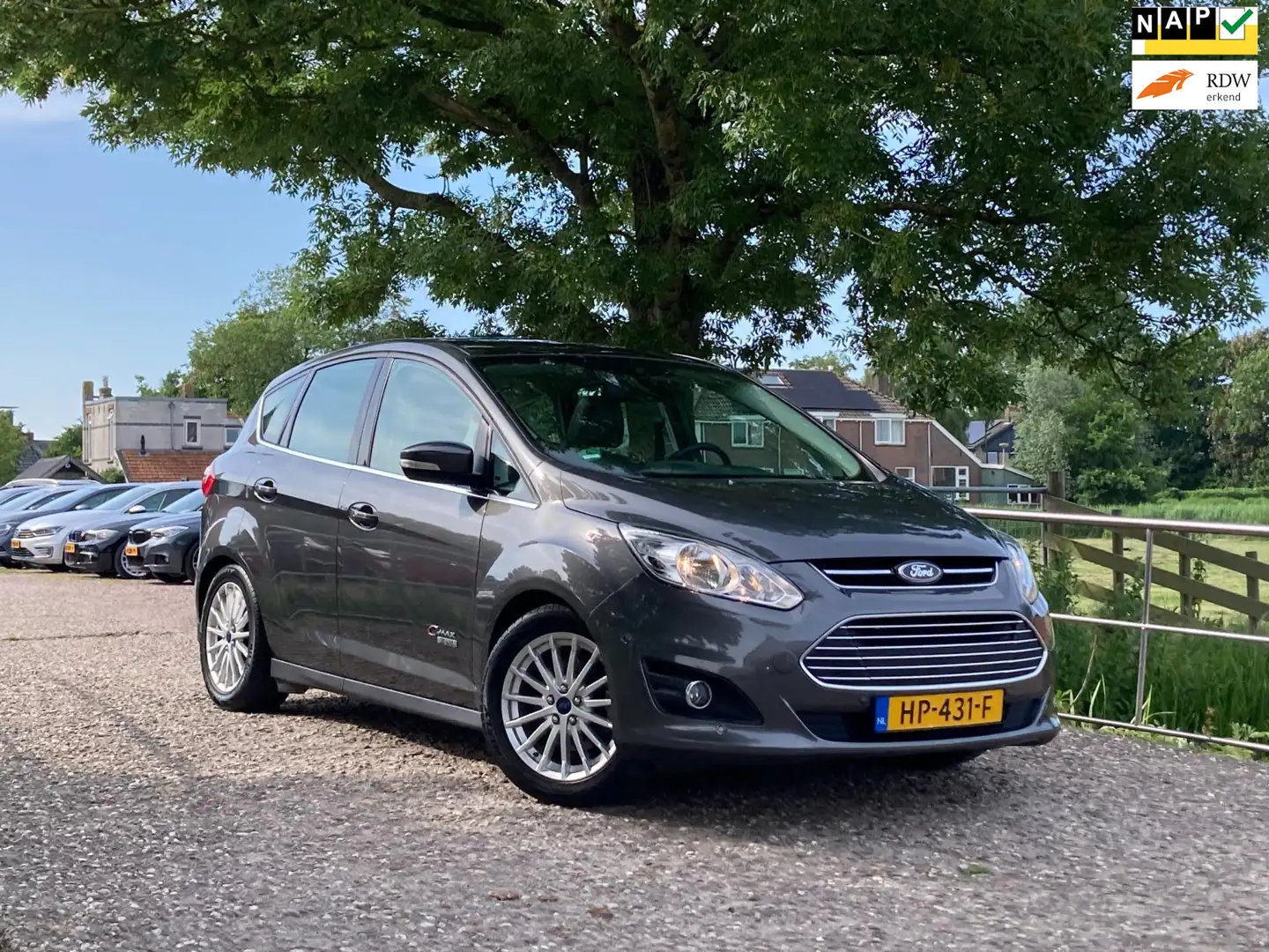 Ford C-Max 2.0 Plug-in Hybrid Titanium Plus | Pano + Cruise + Grey - 1
