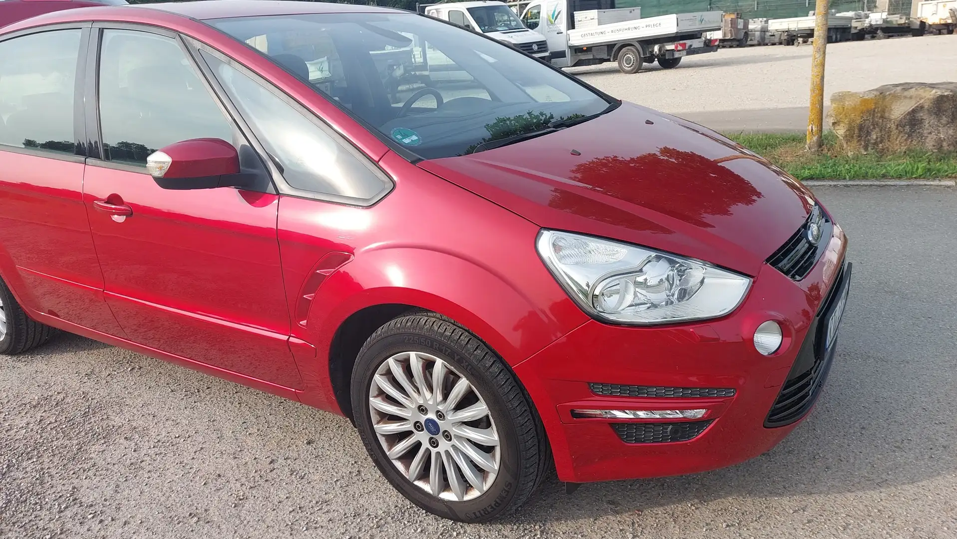 Ford S-Max S-Max Diesel 2.0 TDCi DPF Aut. Business Edition Rot - 2