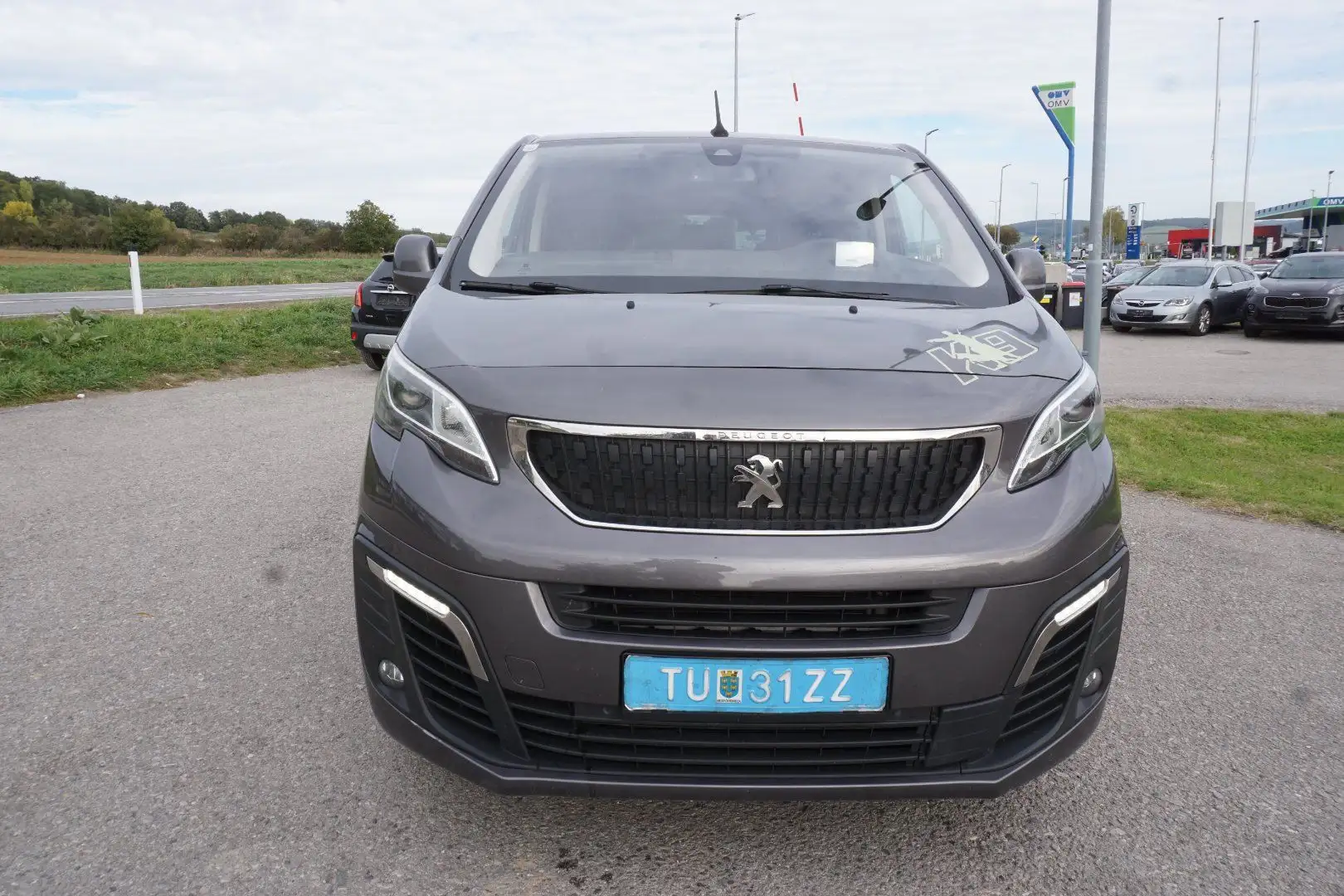 Peugeot Traveller 2.0 BlueHDi 150 Active L2 Grau - 1
