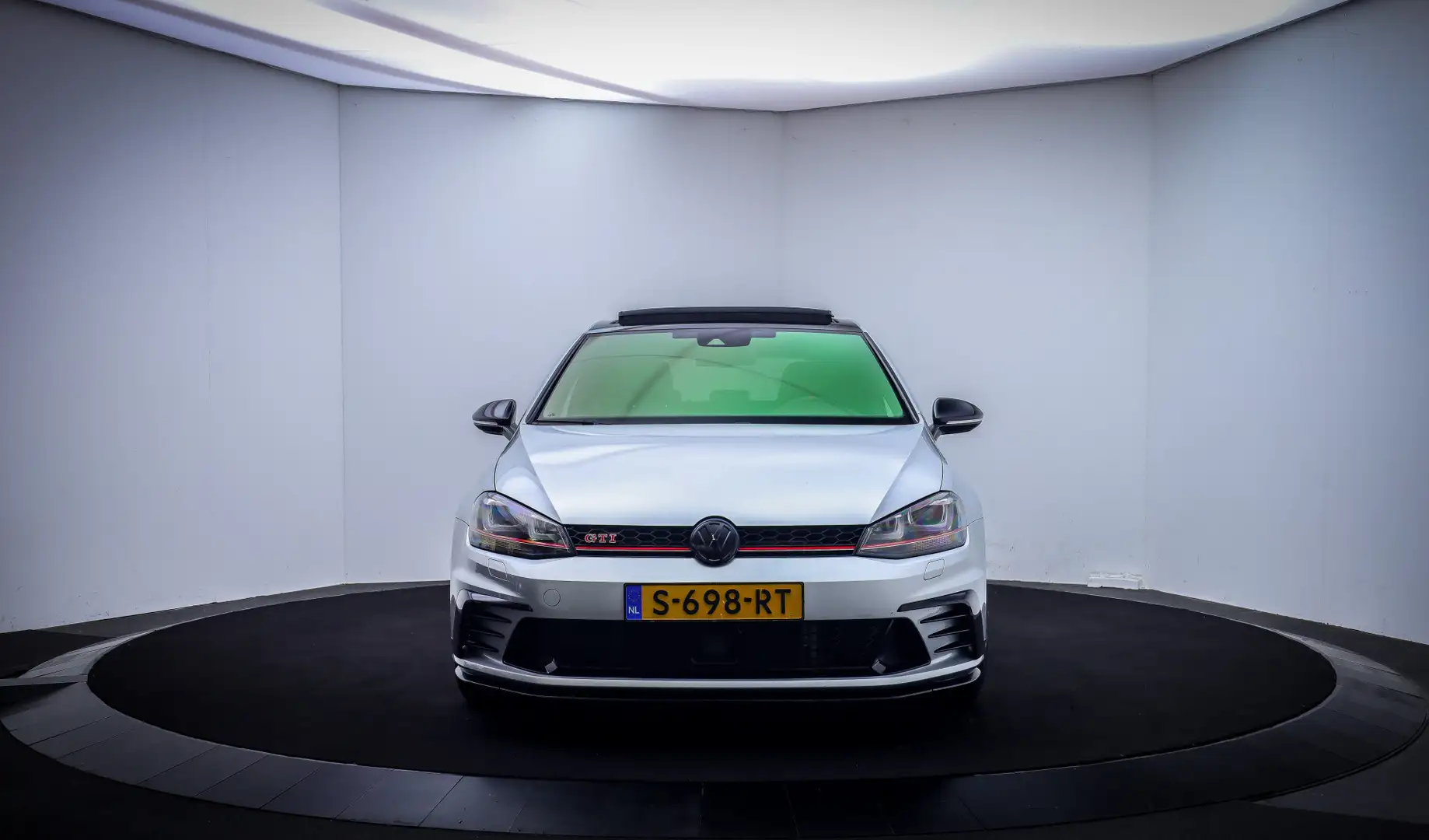 Volkswagen Golf 2.0GTI DSG Clubsport PANO | XENON | NAVI | APPCONN Gris - 2