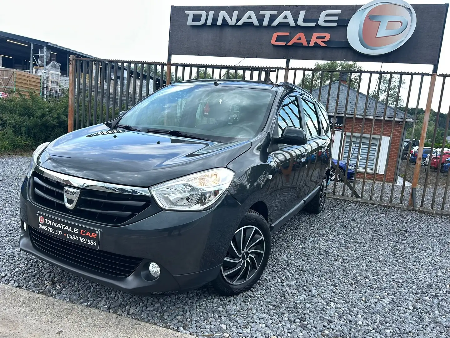 Dacia Lodgy 1.5 dCi 7 places - GPS - Full Historique Garantie Gris - 1