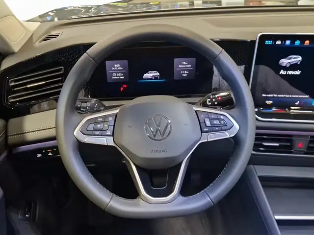 Volkswagen Tiguan view 10