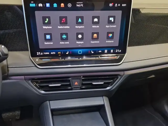 Volkswagen Tiguan view 13