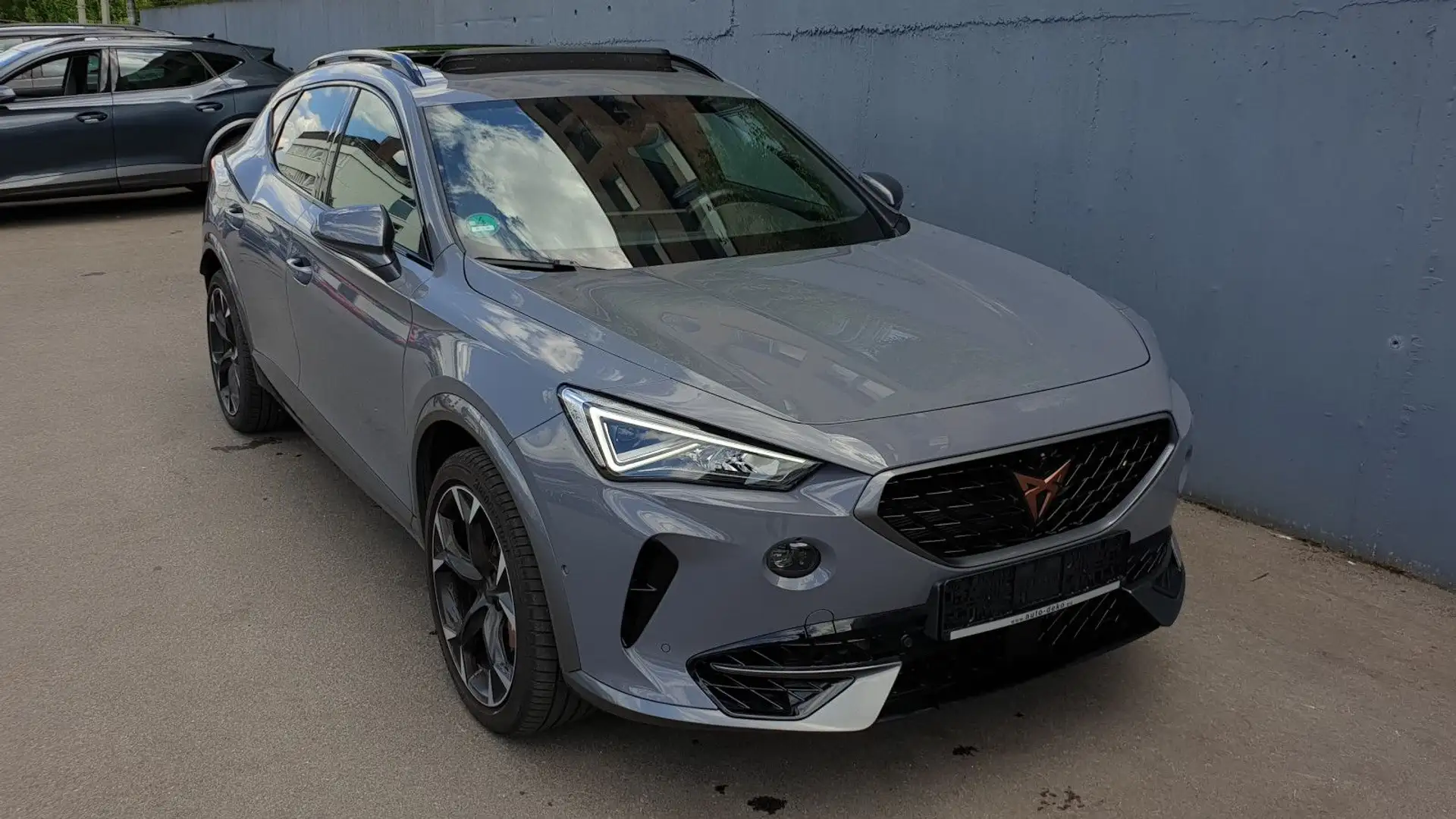 CUPRA Formentor 2.0 TSI VZ 4D DSG *Brembo*Pano/360* Grau - 2